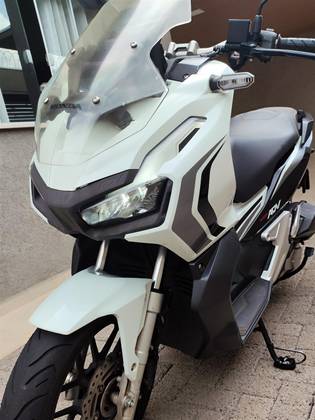 HONDA ADV 